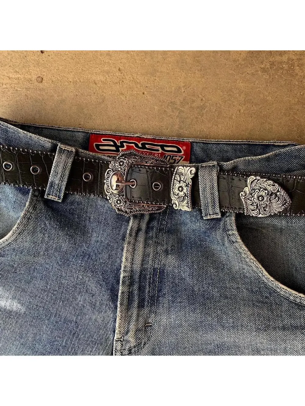 Y2k 2000s style black western silver boho belt. 38.5 inches length. Unisex